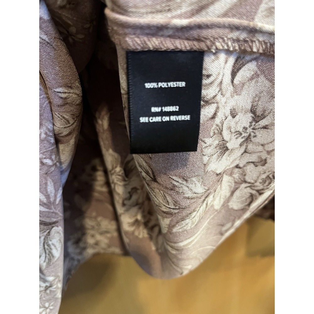 Torrid Peasant Sleeve Pintuck Blouse in Chic Floral Deep Taupe Women's Size 2 - Picture 8 of 13